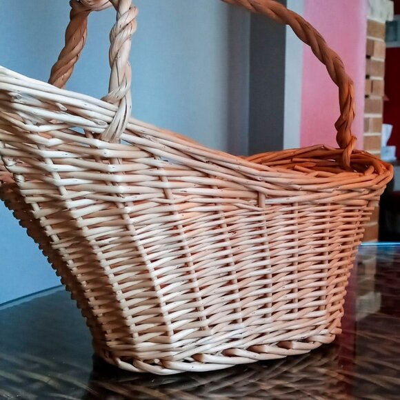 Fun & Classy Vintage Wicker Rattan Wine Bottle Pouring Holder Carrier - Picture 5 of 9